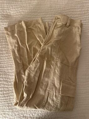 Women’s Casual Cargo Pants in Beige